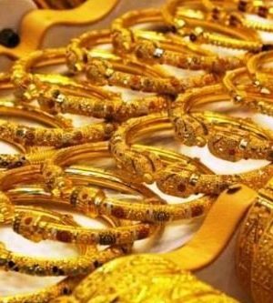 आइतबार ह्वात्तै घटेको सुनको मूल्य सोमबार ३ हजार रुपैयाँले बढ्यो