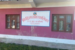 वडा कार्यालयमा तोडफोड गर्ने दुई जना पक्राउ