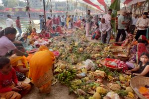 यसरी गरिँदै छ पर्सामा छठ पर्वको तयारी