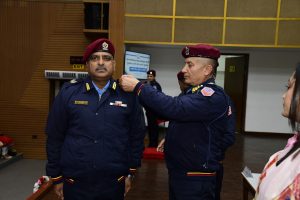 आईजीपी दानबहादुर कार्कीद्वारा एआईजी र डिआईजीलाई दर्ज्यानी चिन्ह प्रदान