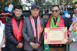 फुटबलर भरत सम्मानित