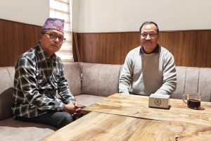 निर्वाचनअघि राजावादी शक्ति एकजुट हुँदै : राप्रपा–राप्रपा नेपालबीच एकता, लिङ्देन–थापाले आजै हस्ताक्षर गर्ने