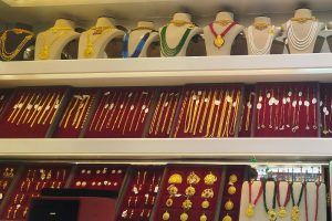 सुनचाँदीको भाउमा कीर्तिमान : सुन तोलाको दुई लाख ६८ हजार १ सय रुपैयाँ पुग्यो