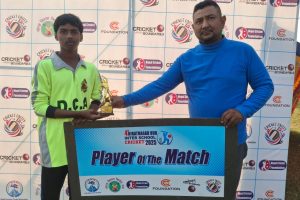 अन्तर स्कुल क्रिकेटमा आदर्श र सरस्वती क्वाटरफाइनलमा प्रवेश