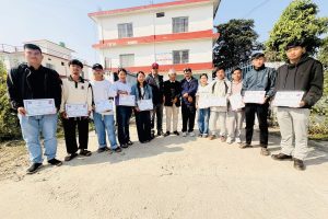 लेटाङमा ग्रामीण पशु स्वास्थ्य कार्यकर्ता तालिम सम्पन्न