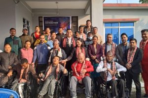 इन्द्रपुर जेसीजद्वारा अपाङ्गता भएका पाँच जनालाई ह्वीलचेयर वितरण