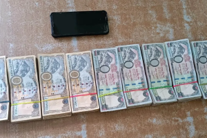 विराटनगरबाट स्रोत नखुलेको नेपाली रूपैयाँसहित भारतीय नागरिक पक्राउ