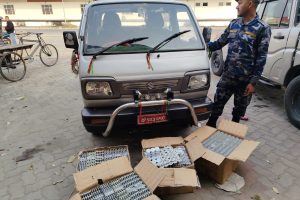 विराटनगरमा अवैध एलईडी किटसहित ओम्नी भ्यान नियन्त्रणमा