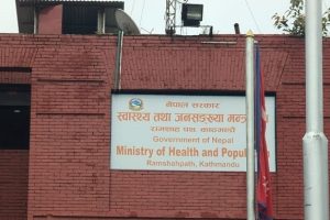 स्वास्थ्यकर्मीलाई चुनावमा नखटाउन आग्रह