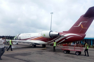 धनगढीका लागि उडेको जहाज अवतरण हुन नसकेपछि मध्यरातमा काठमाण्डौ फिर्ता