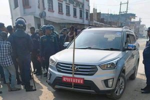 रास्वपा उम्मेदवारको गाडीको ठक्करबाट चार वर्षीया बालिकाको मृत्यु