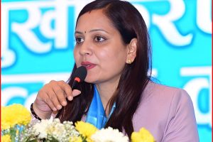 स्वास्थ्यमन्त्री मेहतासँग स्वास्थ्य बिमाबारे छलफल