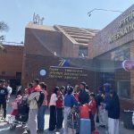 अलपत्र परेका यात्रुलाई खाना र बस्नको लागि लोकतान्त्रिक होटल व्यवसायी सङ्घद्वारा व्यवस्था