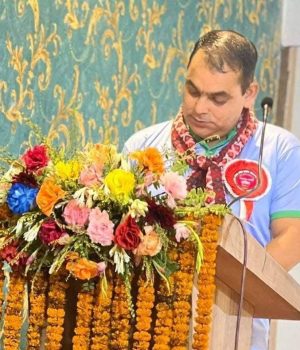 इटहरी रेडिमेड व्यवसाय संघको अध्यक्षमा दामोदर रिमाल सर्वसम्मत चयन