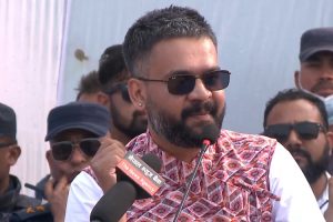 झापा ५ मा बालेनको फराकिलो मतान्तर, केपी ओली २१ हजार मतले पछि