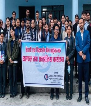 बीमा सचेतना बढाउन विराटनगरमा विद्यार्थीसँग अन्तरक्रिया