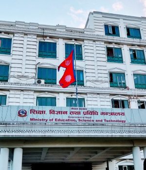 विद्यालय तहका प्रवेश परीक्षा तयारी र ब्रिजकोर्स मात्रै बन्द गर्ने निर्णय