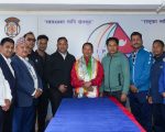 फेन्सिङ खेलाडी अनिताले सगरमाथा आरोहण गर्ने