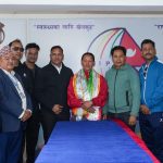 फेन्सिङ खेलाडी अनिताले सगरमाथा आरोहण गर्ने