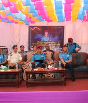 इलाका प्रहरी कार्यालय लेटाङको निरीक्षण, प्रहरीमा प्रविधि मैत्री प्रणालीलाई जोड दिदै शान्ति सुरक्षा प्रभावकारी बनाउन प्रविधियुक्त ड्रोन क्यामेराको उद्‍घाटन