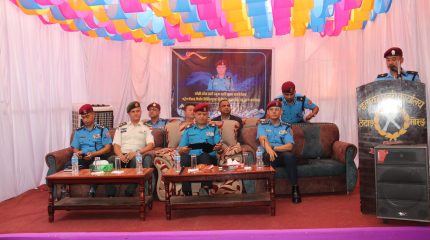 इलाका प्रहरी कार्यालय लेटाङको निरीक्षण, प्रहरीमा प्रविधि मैत्री प्रणालीलाई जोड दिदै शान्ति सुरक्षा प्रभावकारी बनाउन प्रविधियुक्त ड्रोन क्यामेराको उद्‍घाटन