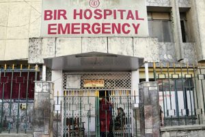 घुस लिएको आरोपमा वीर अस्पतालका लेखा अधिकृत दाहालविरुद्ध मुद्दा दायर