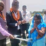 स्वास्थ्य स्वयमसेविकालाई साइकल सहयोग