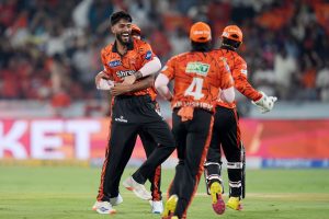 आईपीएल क्रिकेटमा हैदरावादले मुम्बईलाई ६ विकेटले हरायो