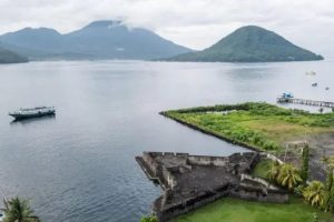 इन्डोनेसियामा ७.४ म्याग्निच्युडको भूकम्प, सुनामीको चेतावनी जारी