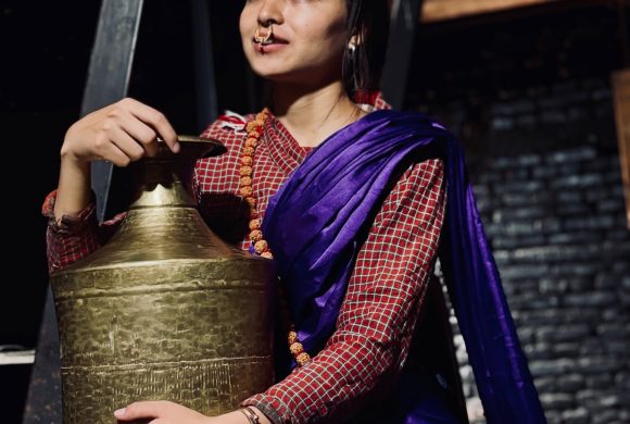 फेसन डिजाइनरको विद्यार्थी नाटक “अछेता” कलाकारको भूमिकामा