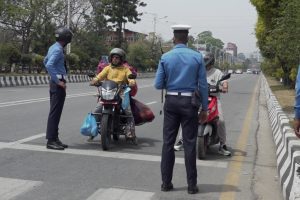 ट्राफिक लाइट उल्लंघन गर्ने सवारीसाधन कारबाहीमा