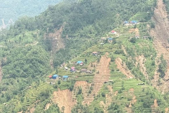 च्याङथापूका २६ घर उच्च जोखिममा