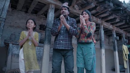 जन्मथलो छाड्न बाध्य युवा कथाको ‘कर्णाली तिर’ सार्वजनिक (भिडियो)