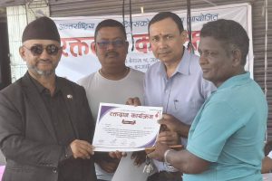 उर्लाबारी–७ मा श्रमिक दिवसको  अवसरमा रक्तदान कार्यक्रम सम्पन्न