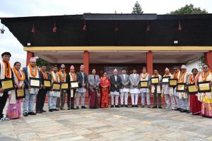 देशभरबाट १४ जना उत्कृष्ट किसान जनही २ लाख रुपैयाँसहित पुरस्कृत