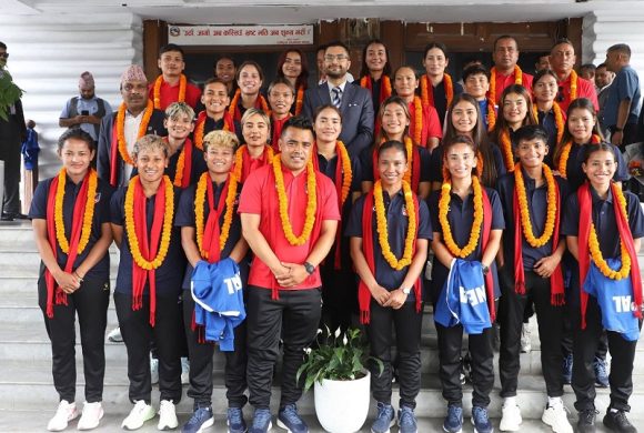 साफ च्याम्पियनशिप खेल्न भारत जाने नेपाली महिला टोलीको बिदाइ