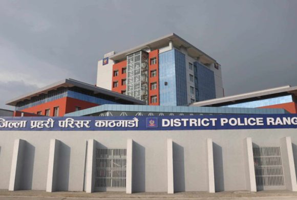 सीआईबीको हबल्दार हुँ भन्दै धम्क्याउँदै हिड्ने नक्कली प्रहरी पक्राउ