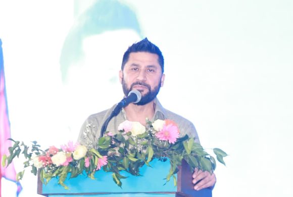 झुक्किएर सरकार चलाउने बल म कहाँ आए भने बालेनकै खुट्टामा पास गर्छु: रवि लामिछाने