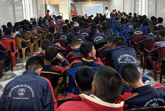 विद्यार्थीलाई लागू औषध नियन्त्रण सम्बन्धी सचेतना