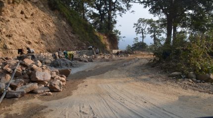 ग्रामीण सडक स्तरोन्नति गर्न सय दिनको रोजगारी