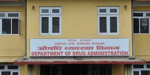 एकैपटक ५ हजारभन्दा धेरै फार्मेसीको दर्ता खारेज