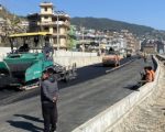 अरनिको राजमार्ग स्तरोन्नतिः ‘बिटुमिन’ अभावले दुई महिनादेखि काम प्रभावित