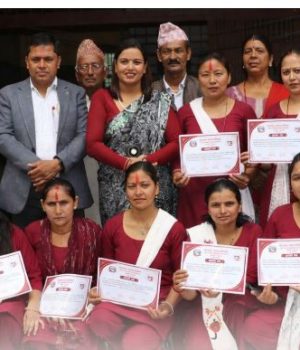मालुङ्गामा एकमहिने कटाई–सिलाई तालिम सम्पन्न