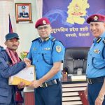 महाकालीमा हाम फालेकी महिलाको उद्धार गर्ने प्रकाश सिंह महरा ‘पुलिस अफ दि मन्थ’ घोषित