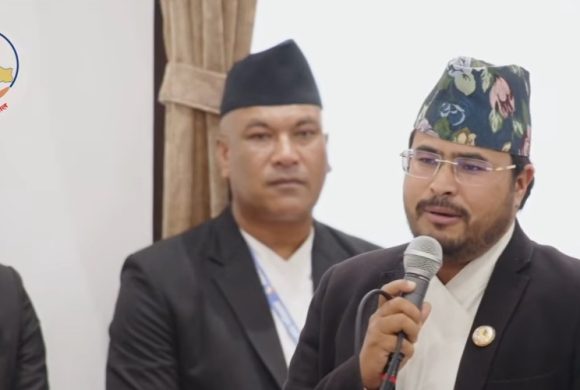 ज्ञानेन्द्र शाहीले साेधे, ‘गृहमन्त्रीले भनेको बिपदको हेलिकोप्टर किन कर्णालीमा नपठाएको ?’