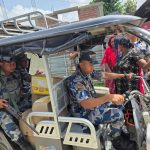 रानी नाकाबाट अवैध रूपमा ल्याइएको वनस्पती घ्यूसहित सिटी सफारी नियन्त्रणमा
