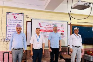 उत्कृष्ट विद्यार्थीलाई ल्यापटपसहित सम्मान