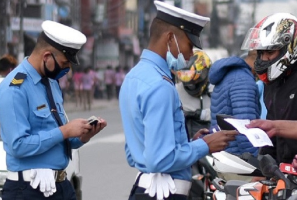 २४ घण्टामा ट्राफिक प्रहरीले गर्यो १ हजार ४५८ जनालाई कारबाही