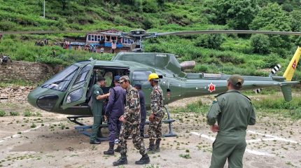 हेलिकप्टरमार्फत घाइतेको उद्धार