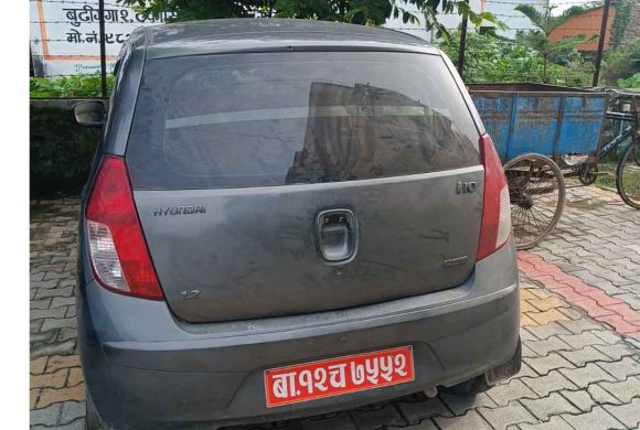 सीमातर्फ लैजाँदै गरेको कारबाट गाँजा बरामद